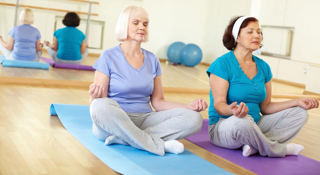 Teaching-yoga-to-seniors